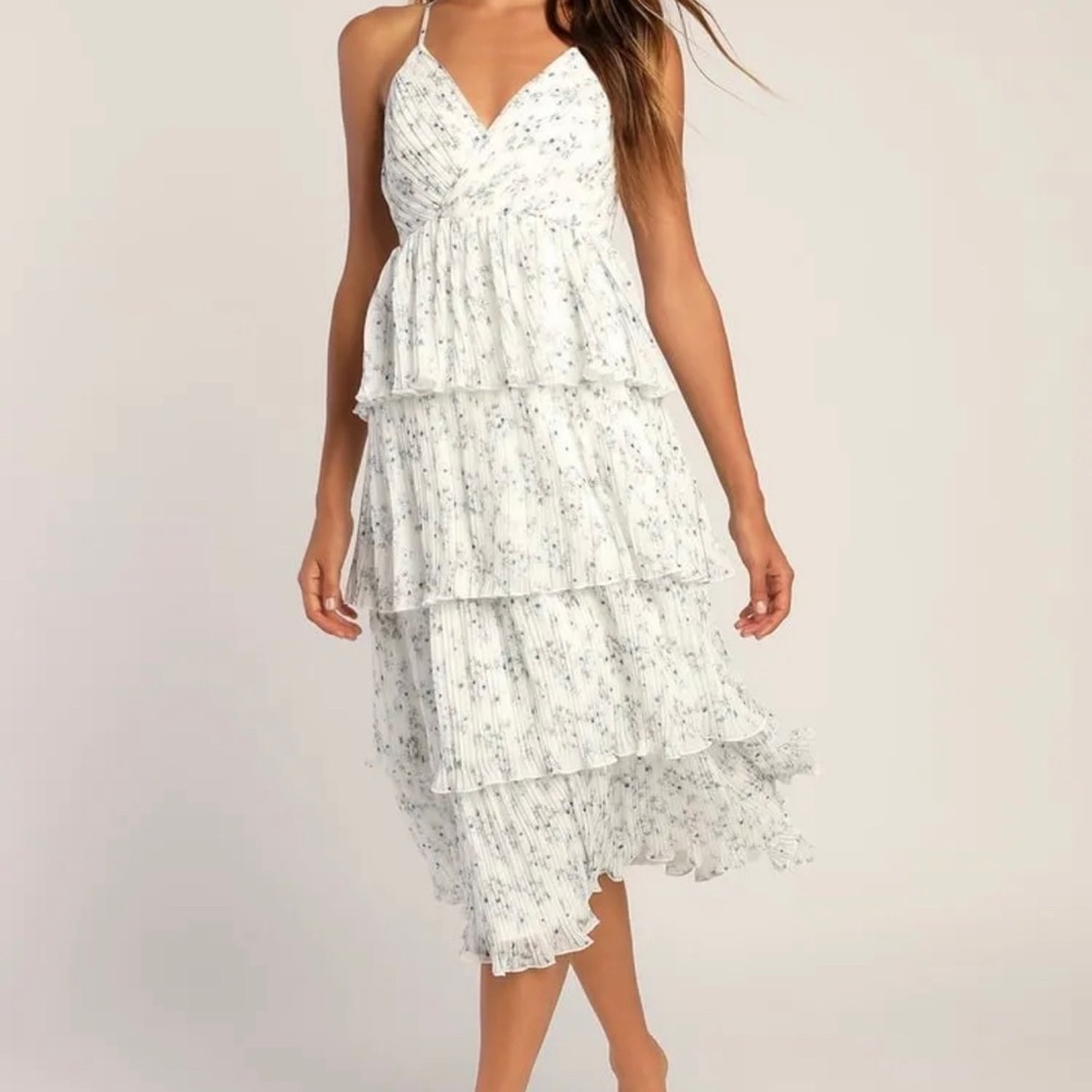Lulus Petal Party White Floral Print Plisse Surplice Midi Dress Sz M NWT